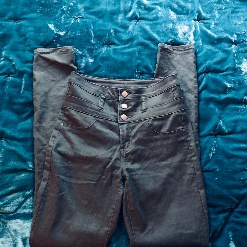 Green Skinny Jeans - Picture 5 of 7
